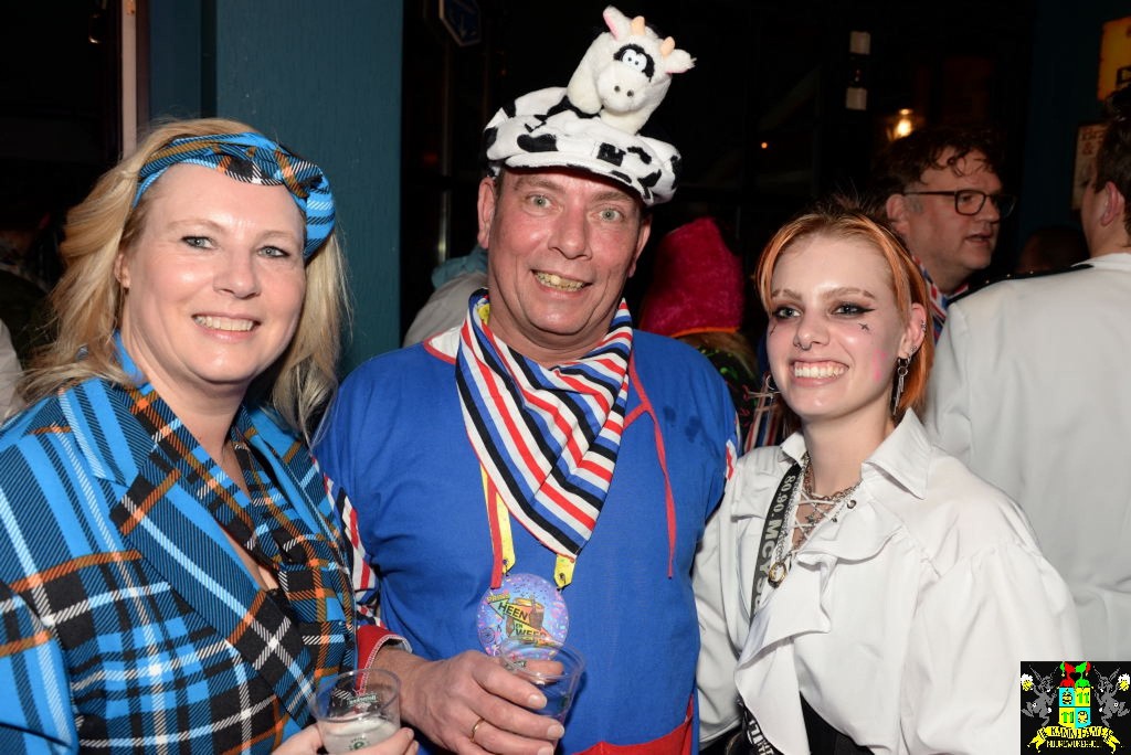 ../Images/Carnavals maandagavond in VdG 167.jpg